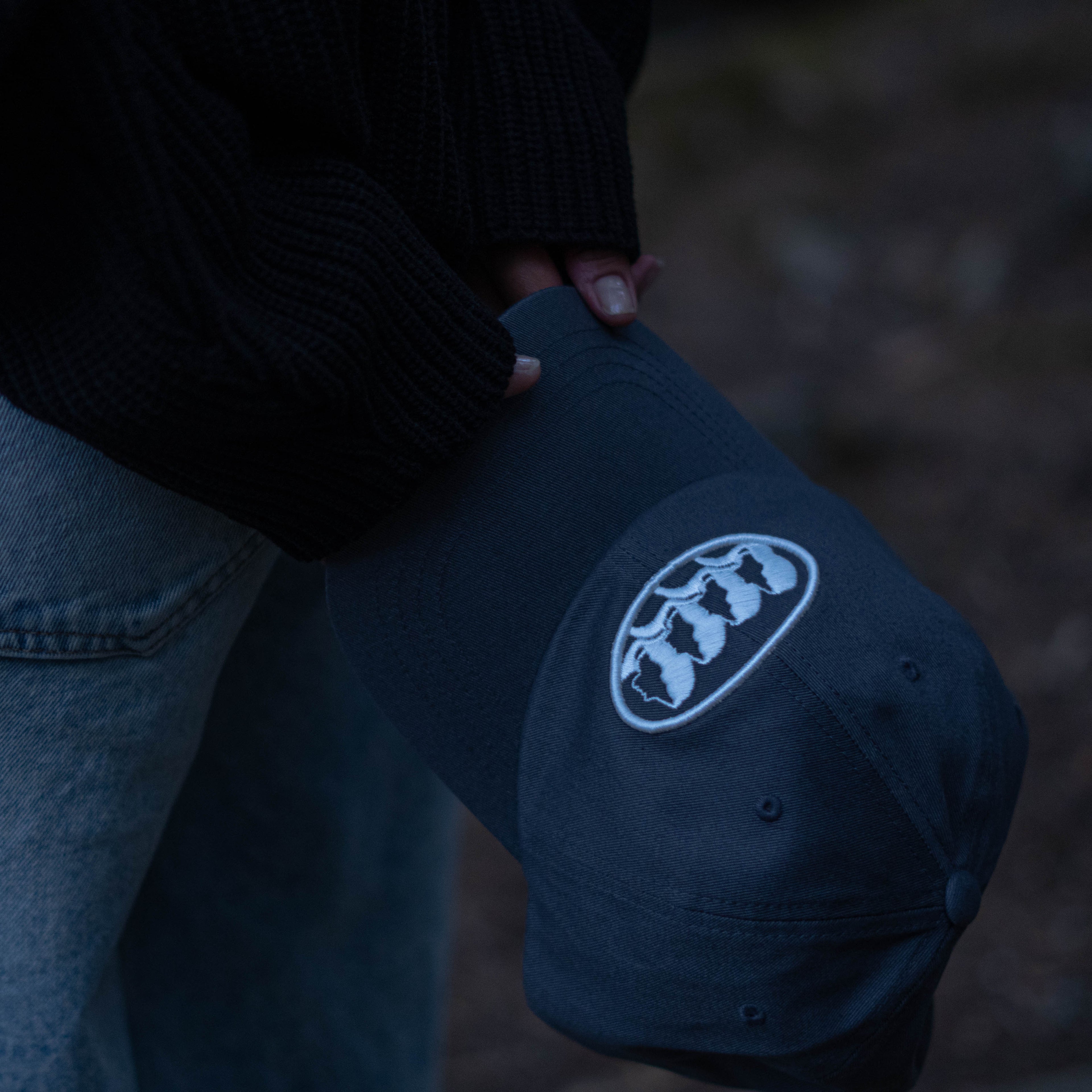 GORRA DAD HAT BASIC [GRIS]