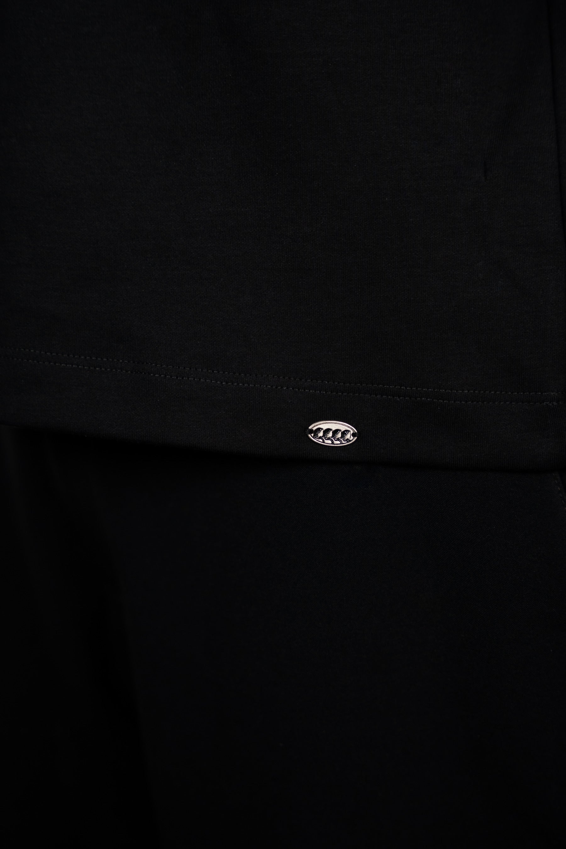 CAMISETA ETERNAL SAND [NEGRO]