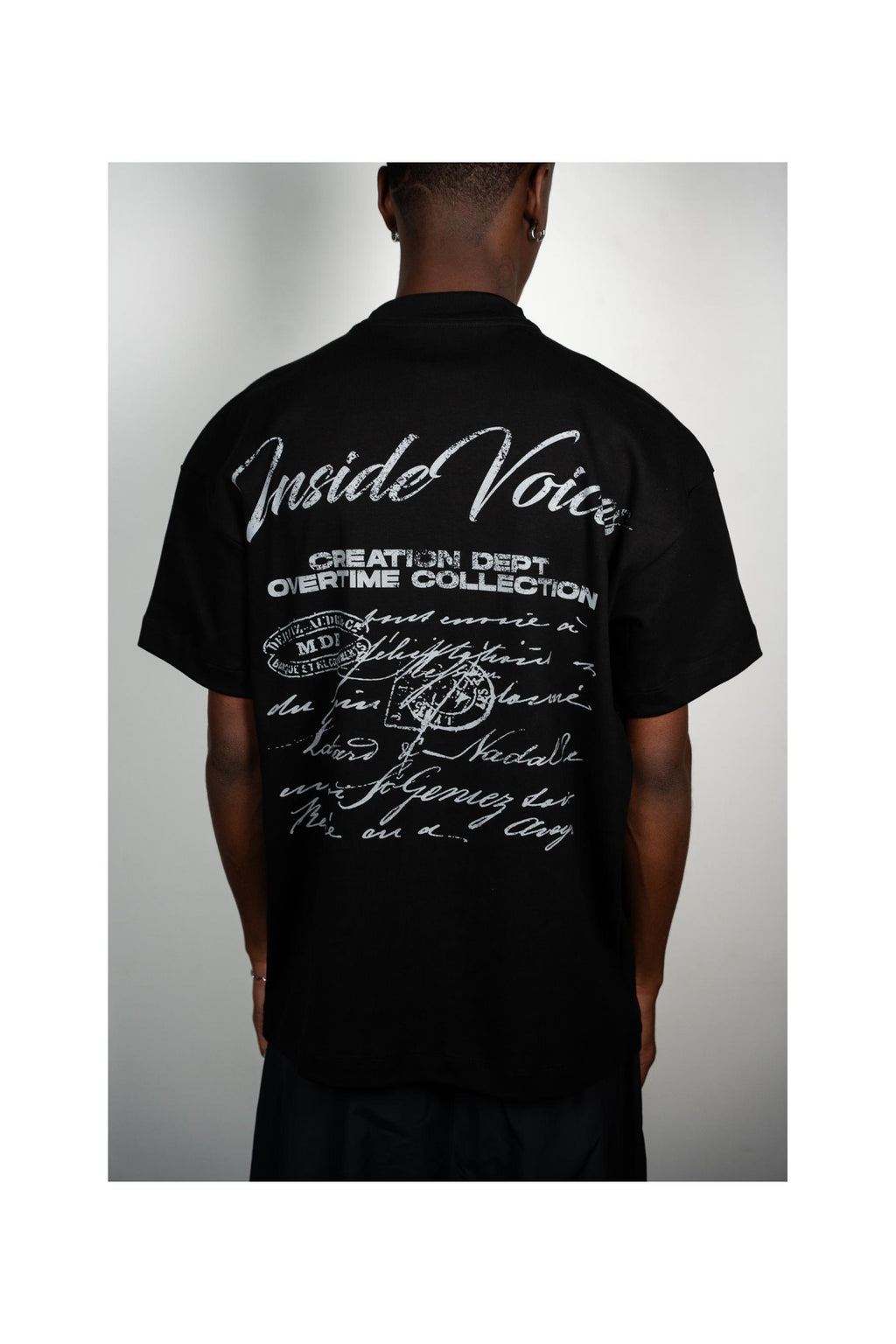 CAMISETA THE MANUSCRIPT  [NEGRO]