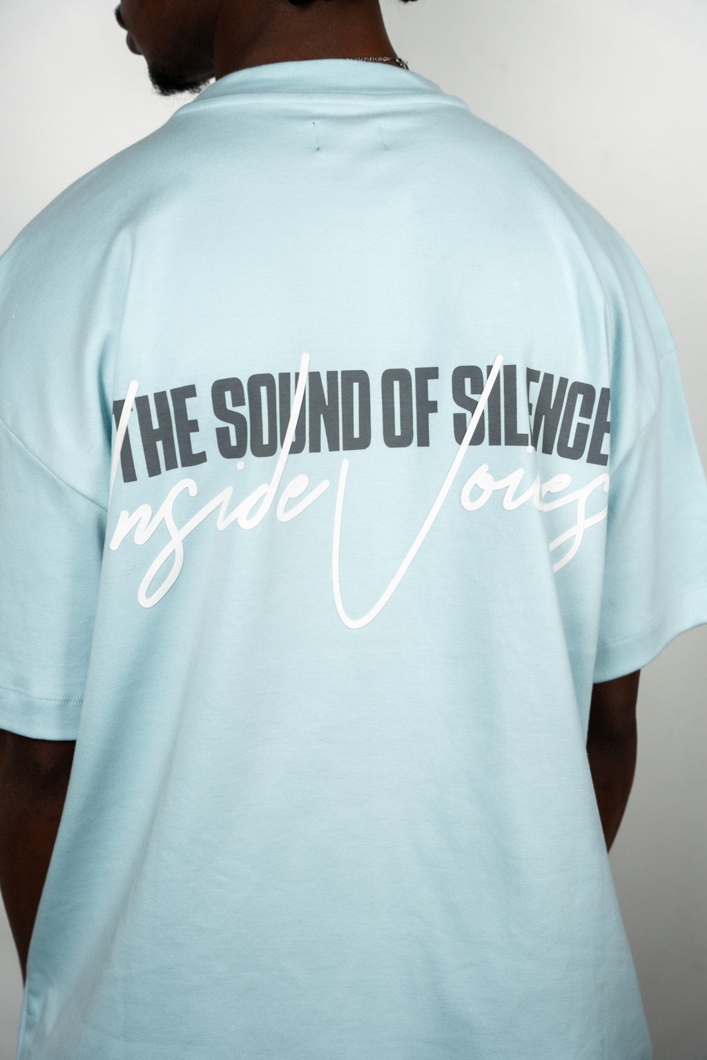 CAMISETA THE SOUND OF SILENCE  [AZUL CLARO]